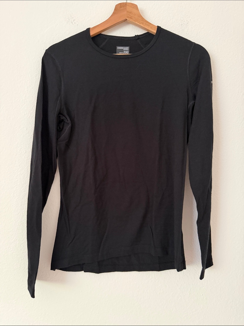 Icebreaker Merino Wool 200 Bodyfit Black Long Sleeve Base Layer Shirt Size M
